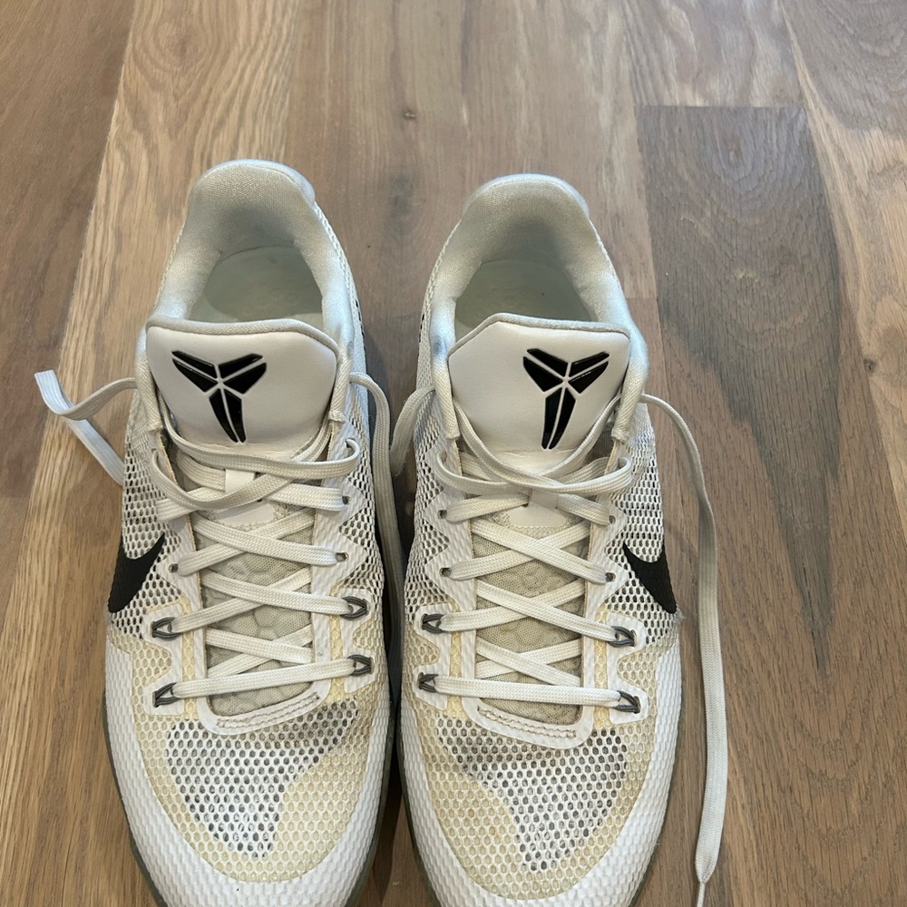 Kobe Nike White and Black Sneaker 12